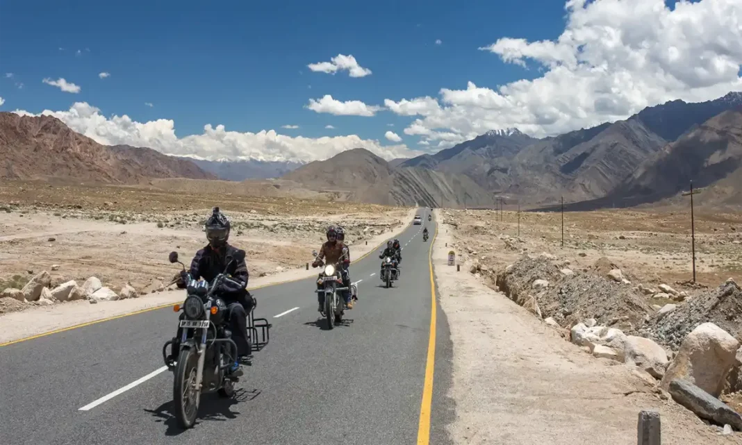 Travel Places: If you also like bike riding, then plan to visit this adventure place.