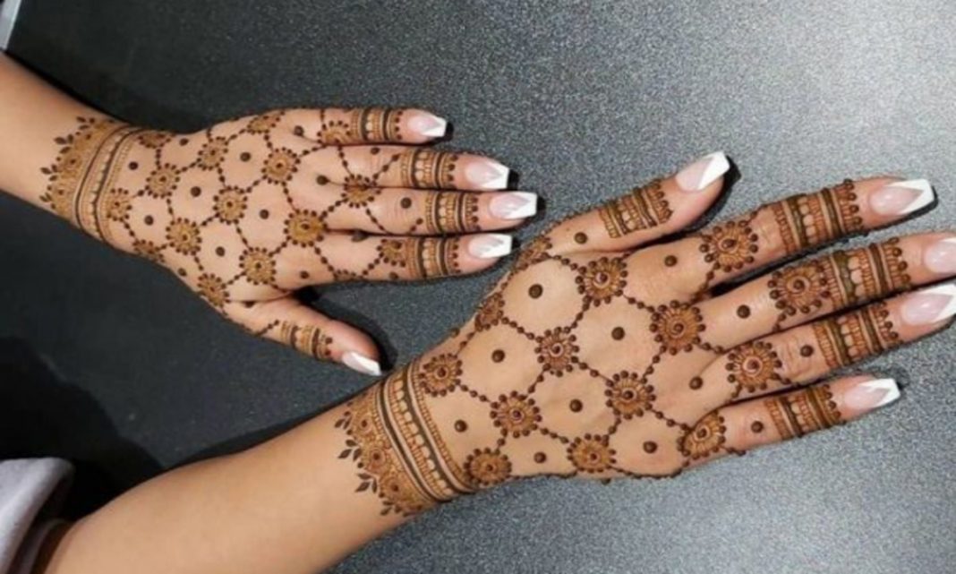 Dot Mehndi Designs